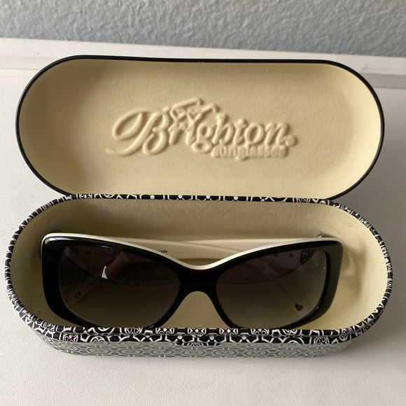 Brighton Twinkle Sunglasses - Picture 2 of 6